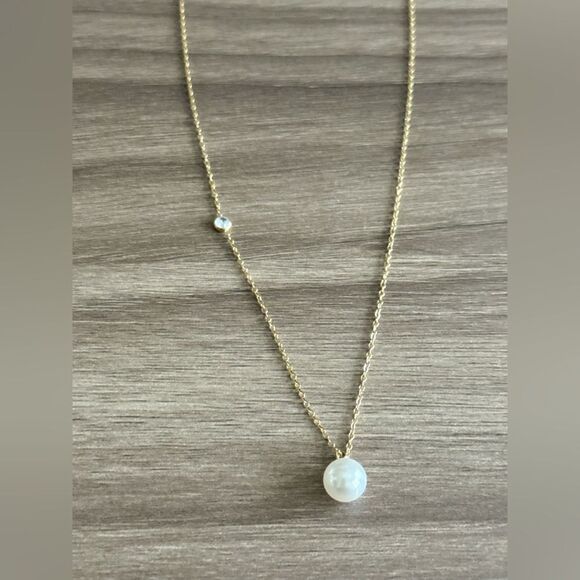 Gold and Pearl Necklace Q612 - Picture 3 of 6